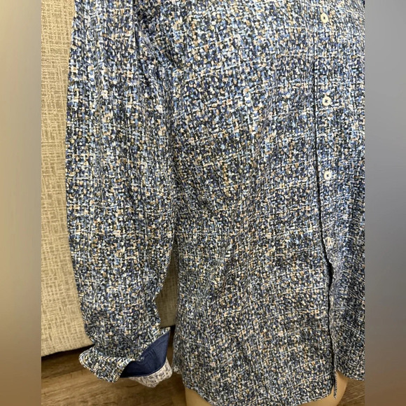 Bugatchi • Shaped Fit Dress Shirt - Picture 3 of 8